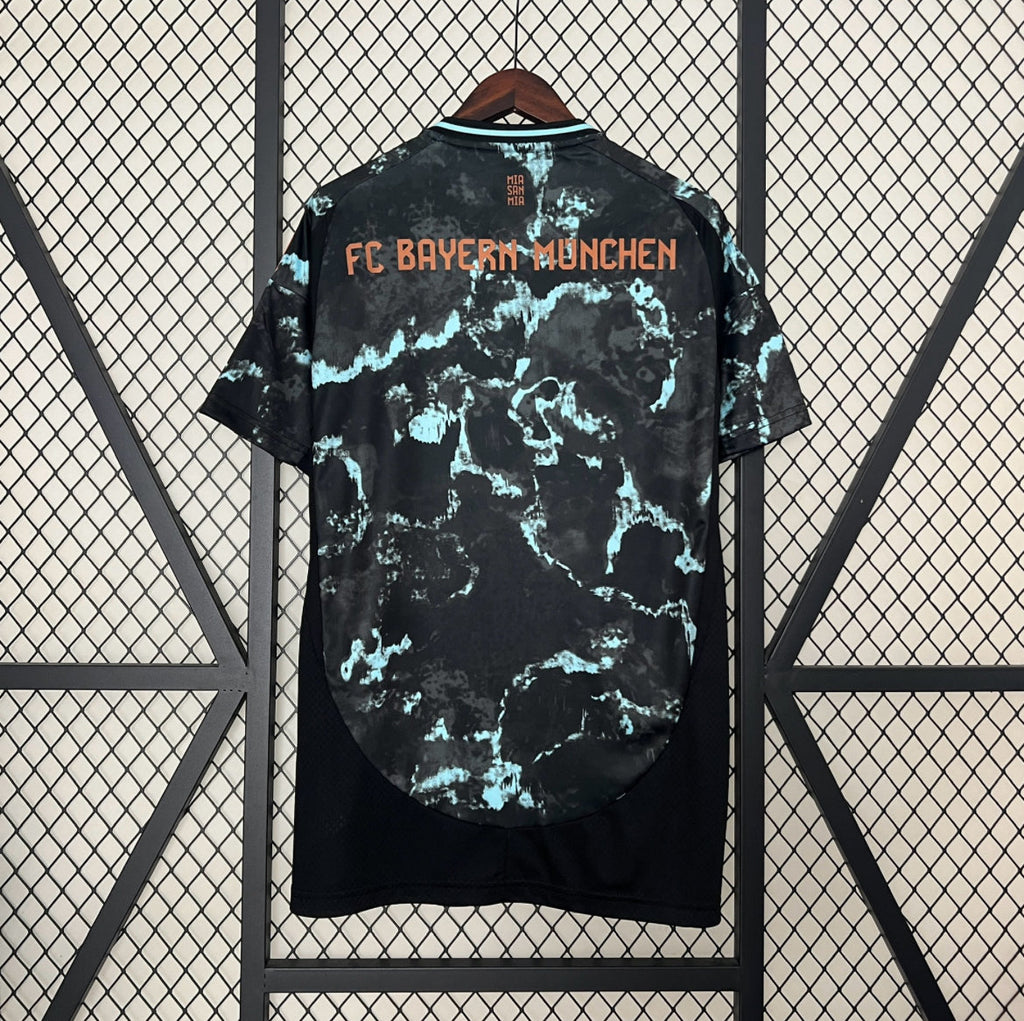 Maillot Bayern Munich 24-25 extérieur