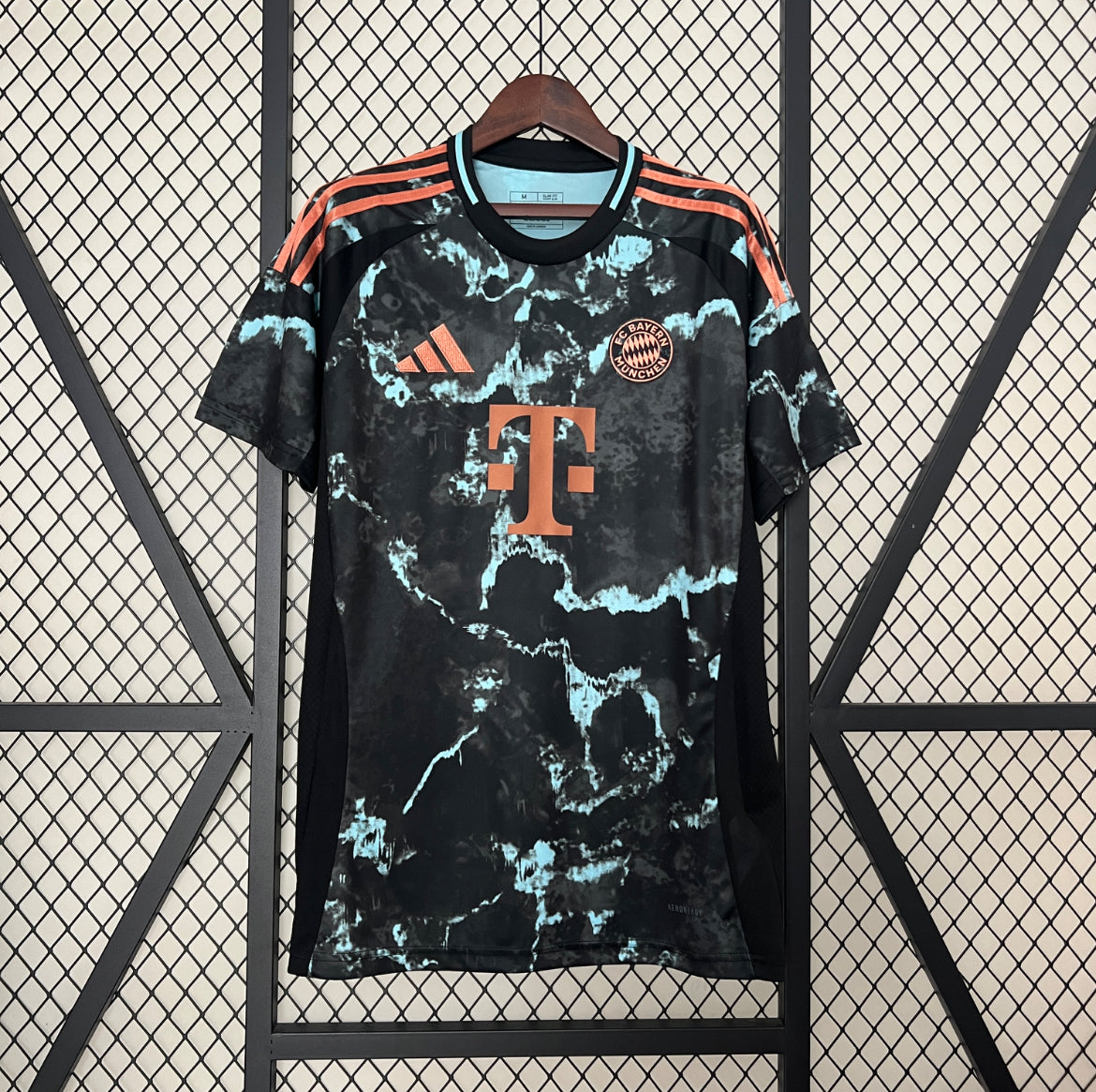 Maillot Bayern Munich 24-25 extérieur
